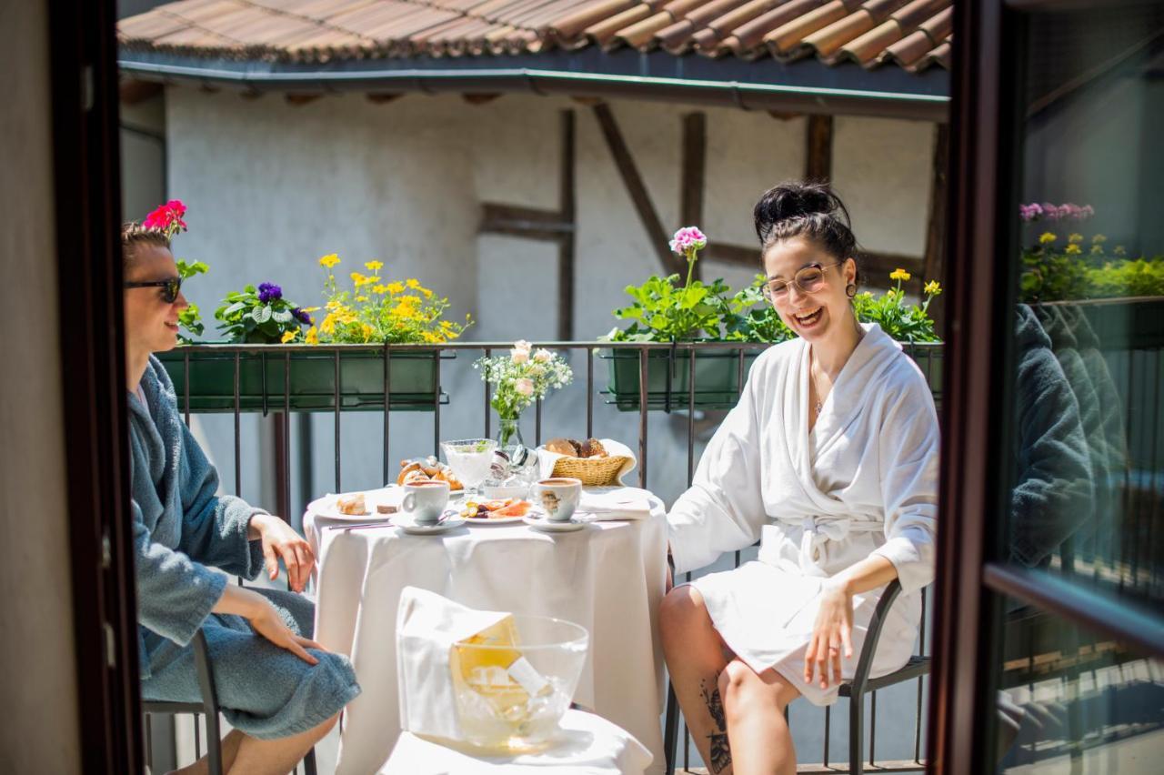 Roessl Bianco B&B&B Мерано Экстерьер фото